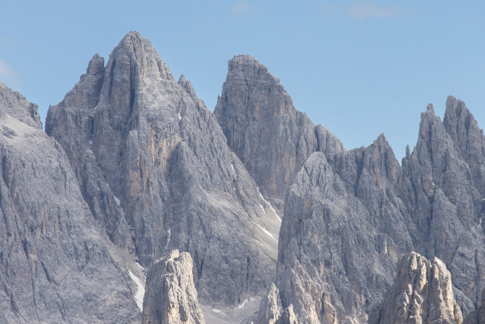 Magnesio Carbonato, minerale naturale delle Dolomiti