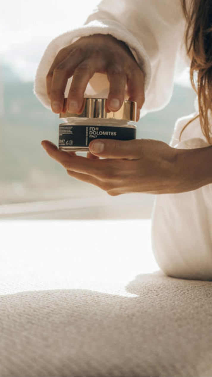FD_Dolomites_mobile_Arnica_CBD_5.png